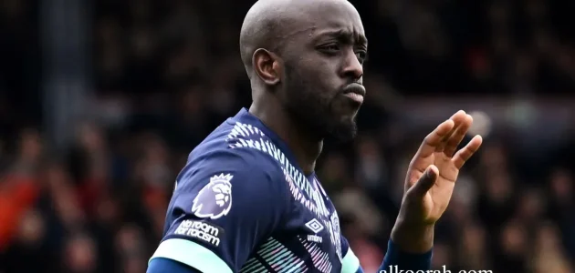 رفض برينتفورد عرضاً من نيوكاسل بقيمة 40 مليون لضم يواني ويسا